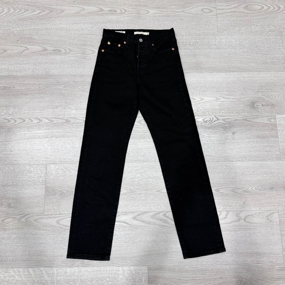 Levi's Wedgie Straight Ankle Jeans - Picture 4 of 5